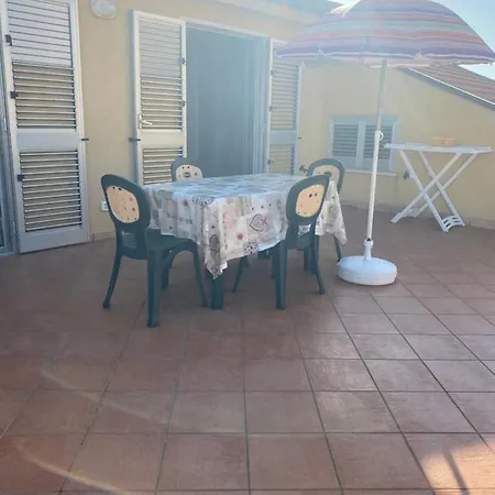 Carolina - Mansarda * Capo dʼOrlando